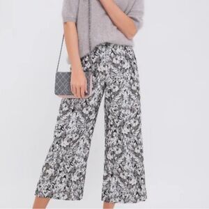 Tuckernuck Black and White Floral Wide-Leg Pants